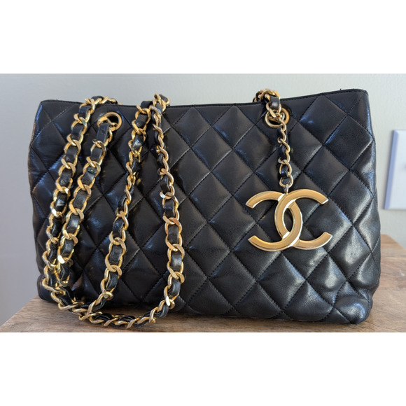 Chanel 24k Black Quilted Lambskin CC Medallion Chain Tote Vintage with COA - Picture 1 of 15